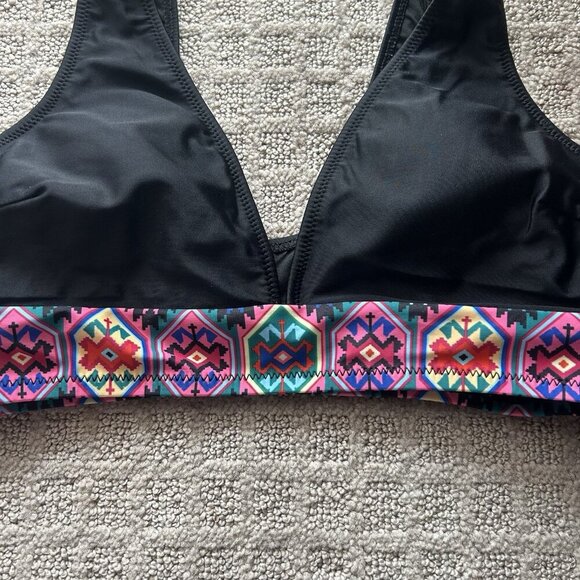 Women XHILARATION Black Multicolor Trim Bikini Swimsuit Top Bathing Suit - Picture 2 of 7